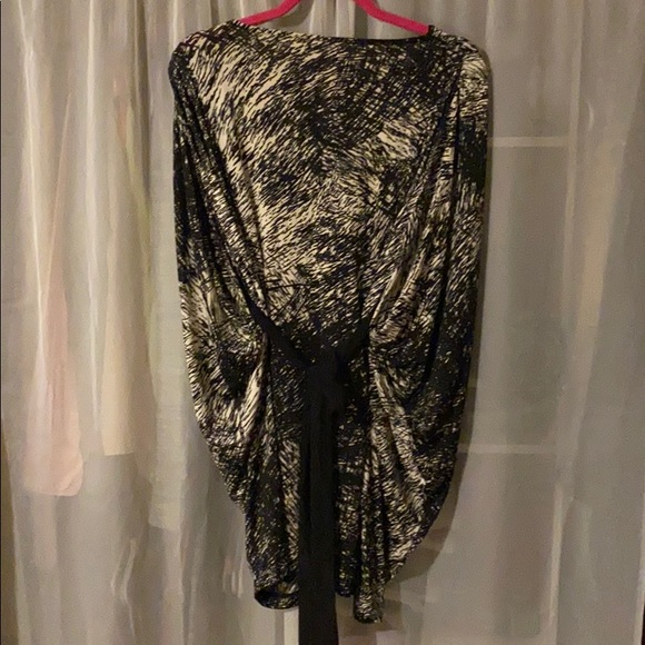 Dots Plus Size Flowy Shirt - Picture 3 of 10